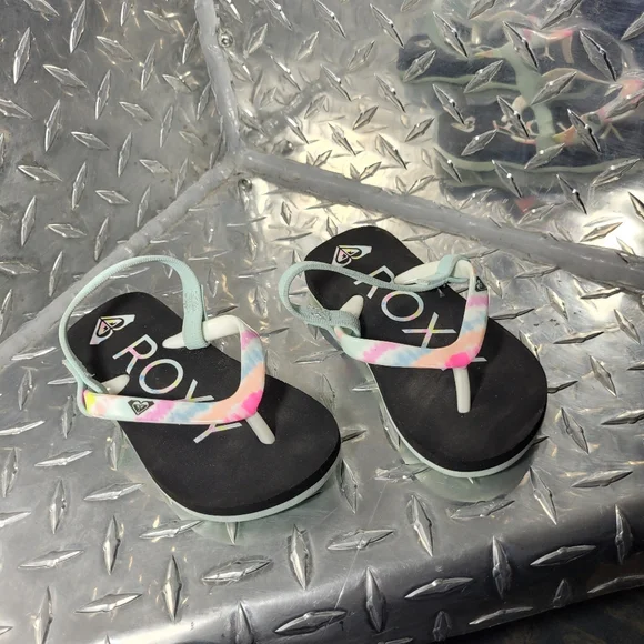 Roxy flip flops - Picture 2 of 4